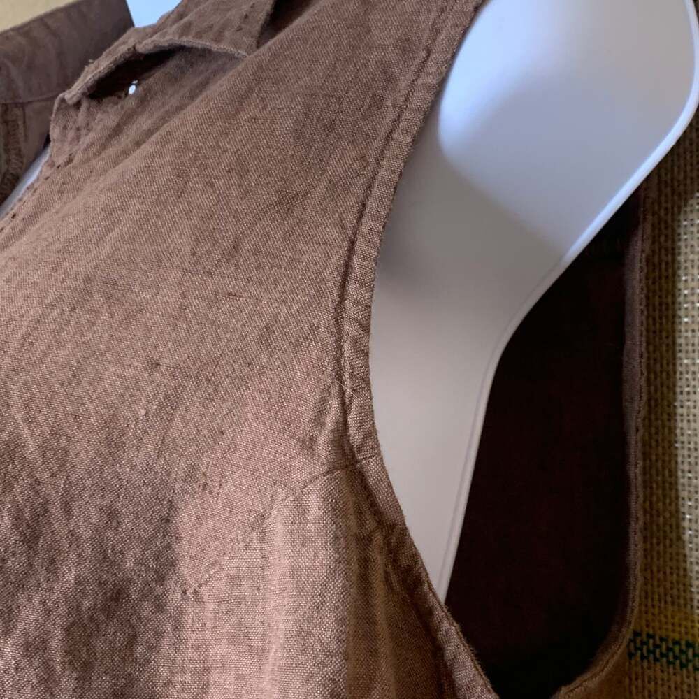 Eddie Bauer Women's 100% Linen Sleeveless Button-Down Shirt Brown Large - Picture 7 of 8